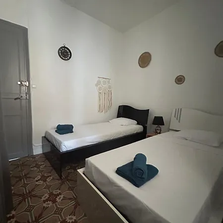 La Maison Heureuse *